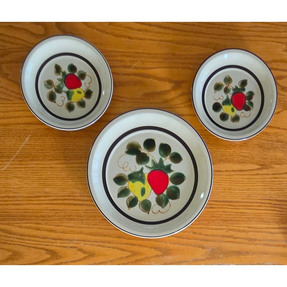 Sears Stoneware Strawberry Dinner / Salad Plate Vintage Japan Lot Of Three